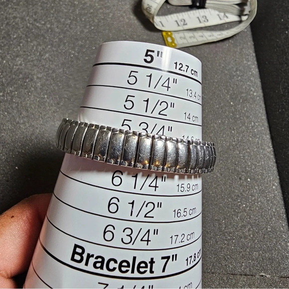 Pulsar By Seiko Ladies Quartz Watch Silver Tone White Dial Working V811-3020 - Picture 9 of 9